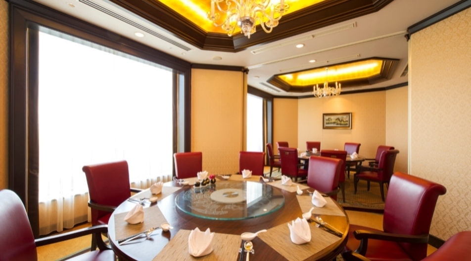 完全個室「もも」