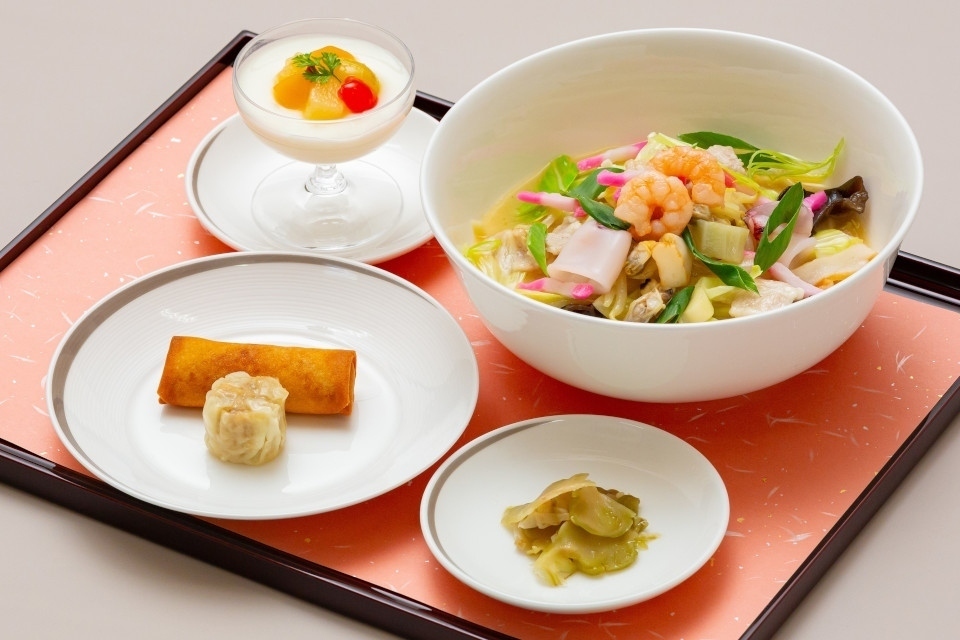 桃花林ランチセット